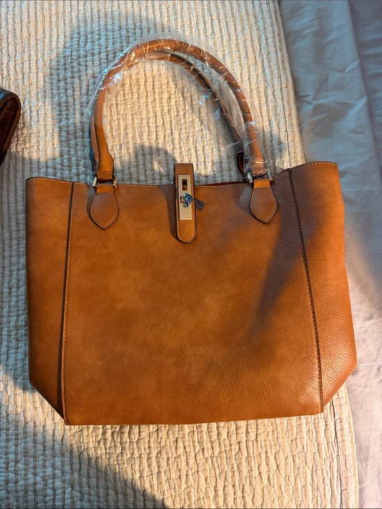 Handbags - Everyday Structured Tote Bag in Tan